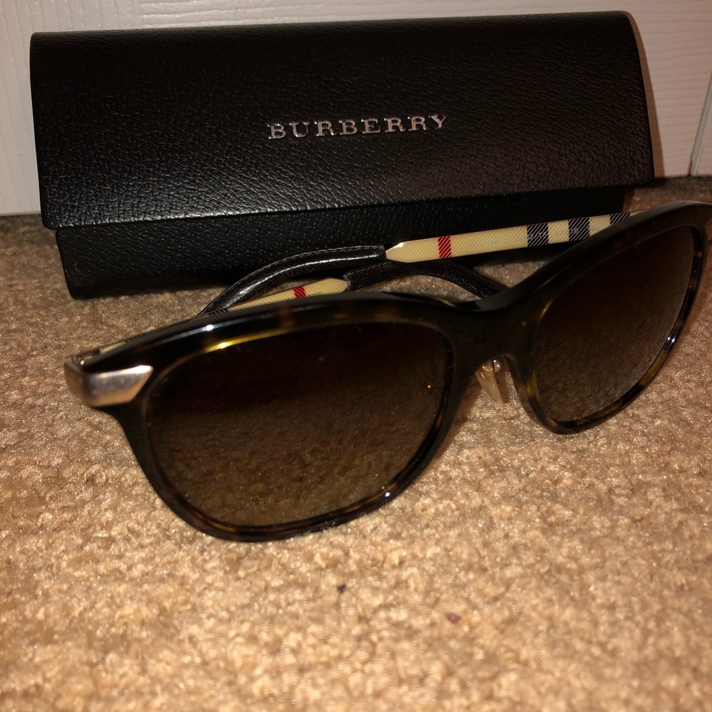 Burberry B 4169-Q